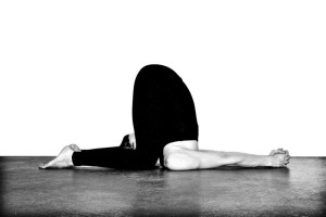 Karnapidasana, deaf man's pose